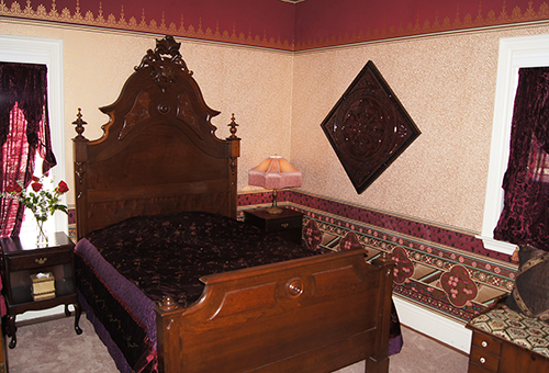 Victorian Bedroom furniure in Martinez CA